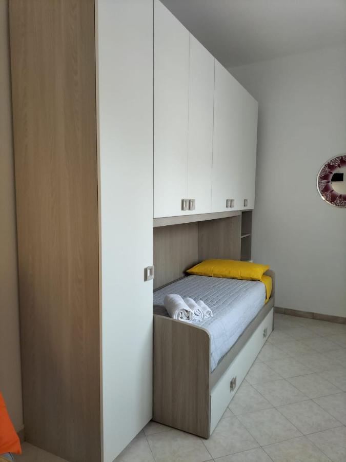 קליארי Rosa'S Apartment With Terrace מראה חיצוני תמונה