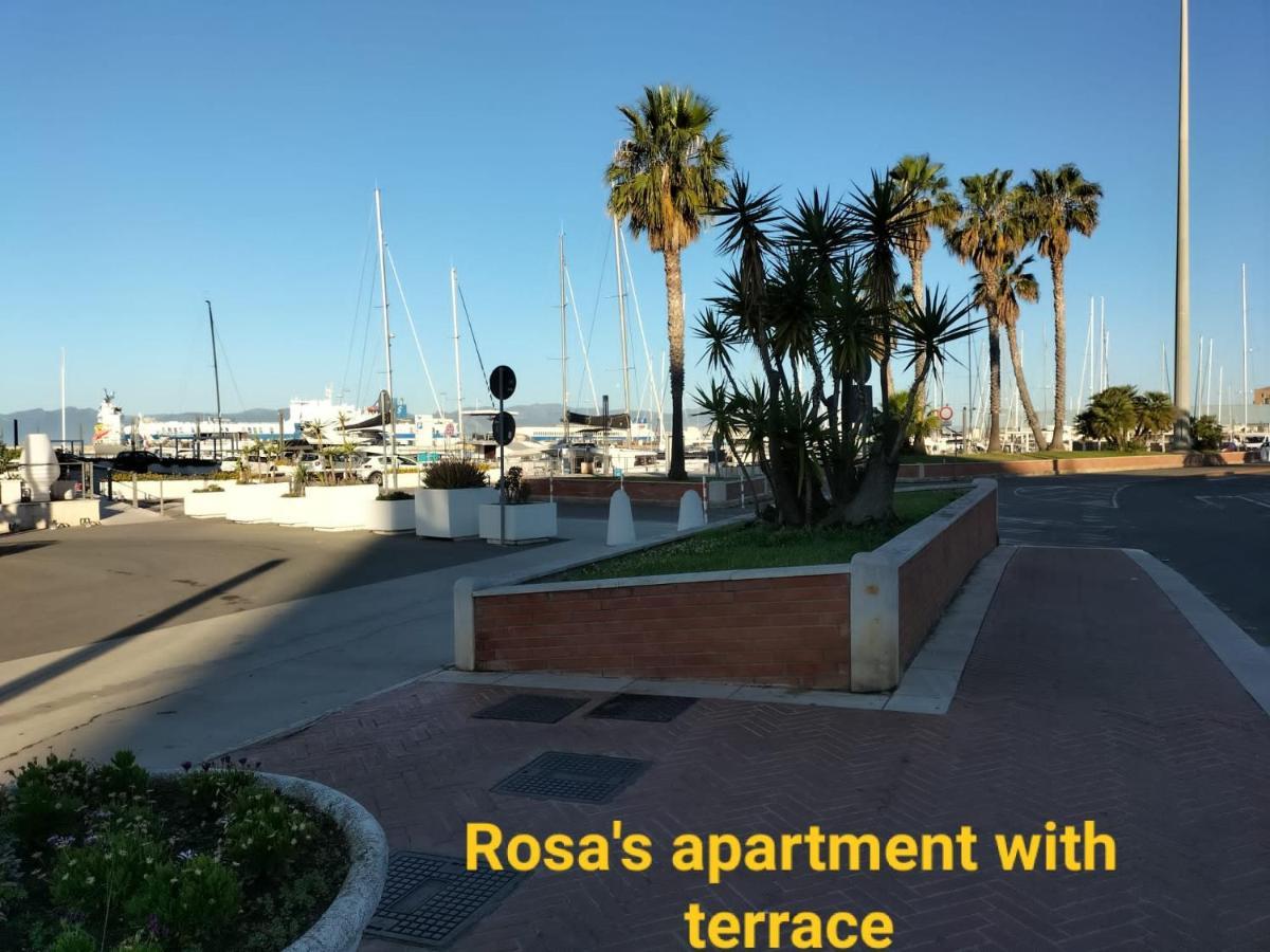קליארי Rosa'S Apartment With Terrace מראה חיצוני תמונה